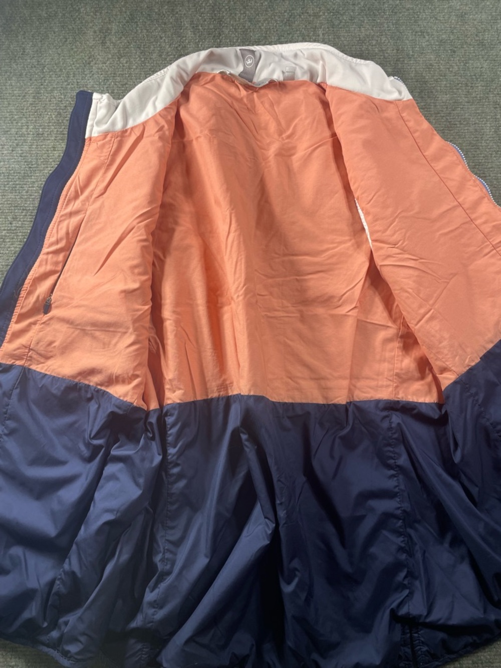 Peter Millar Peach, Navy & White Quilted Vest — Colorblock Style - Picture 12 of 13